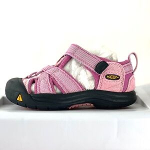 Keens Infant/Toddler Pink Sea Camp II Sandals ~ 7